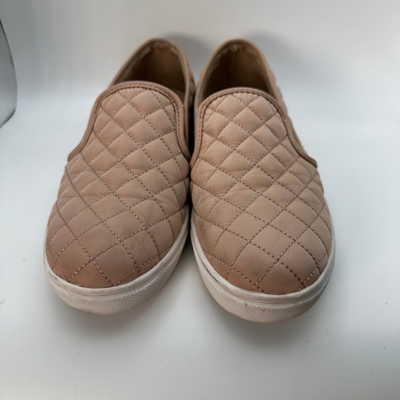 Steve Madden ECNTRCQT Quilted‎ Blush Pink Slip On Sneakers Women's Size 7.5M - Picture 9 of 16
